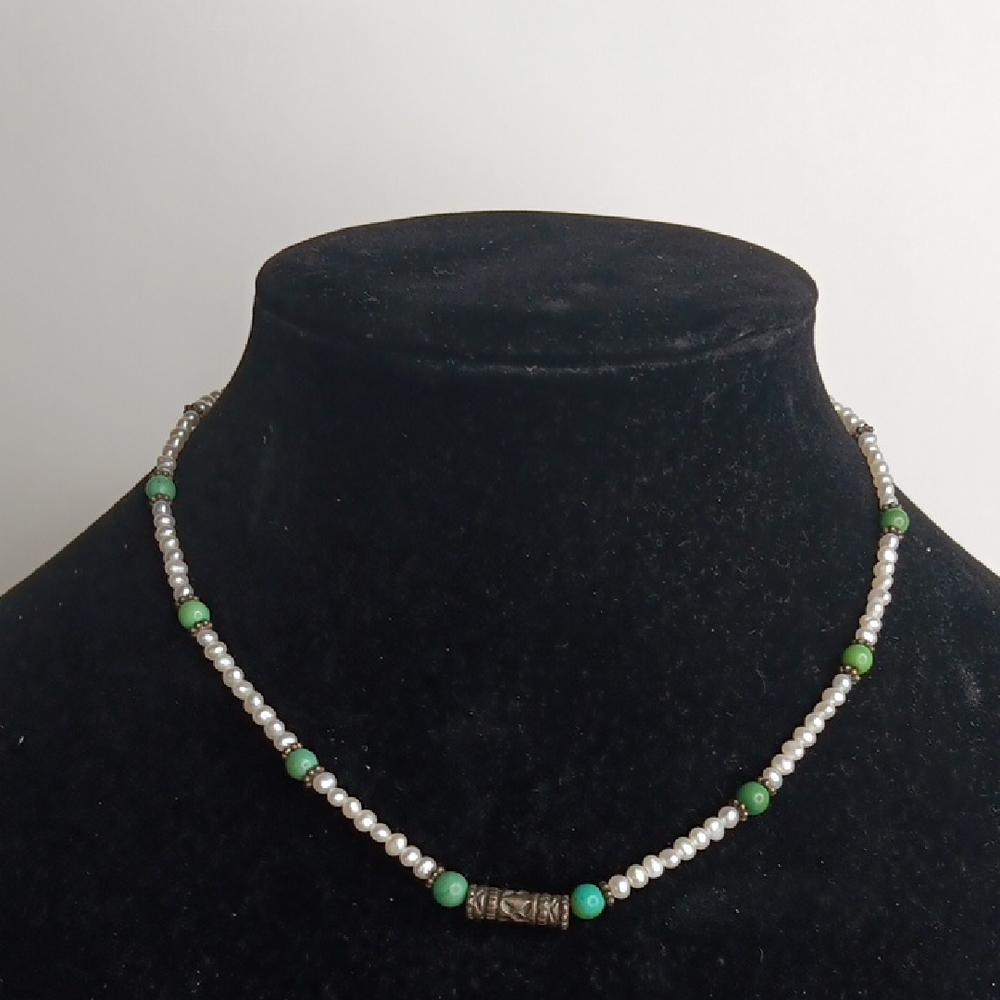 Elegant  Pearl Like and Green Beaded Necklace